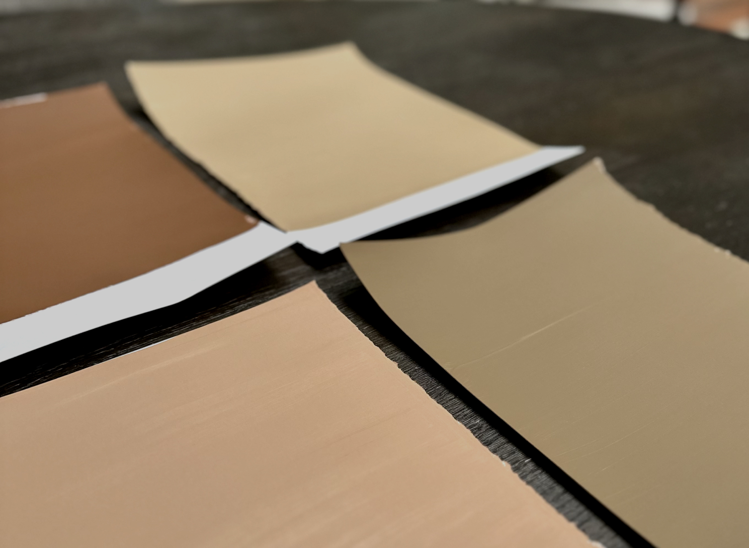 Deze 4 herfstkleuren brengen warmte en knusheid in je huis